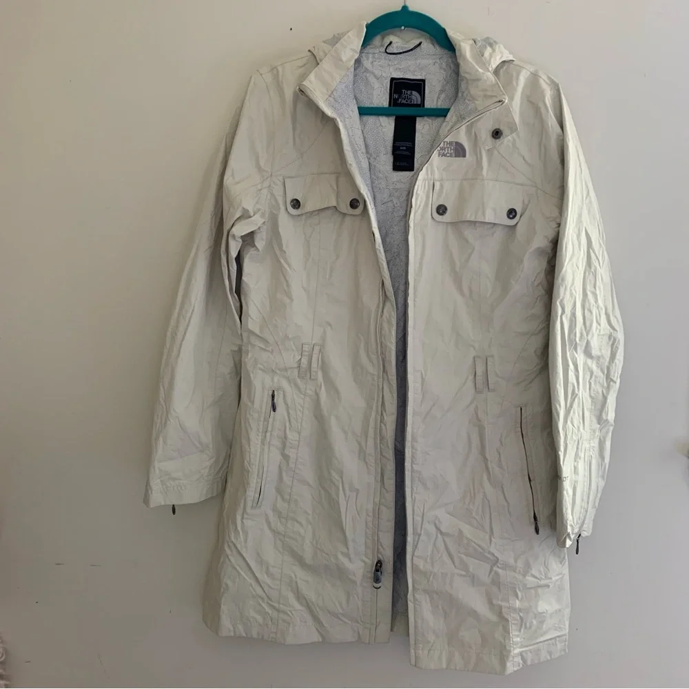 The North Face rain trench coat sz M